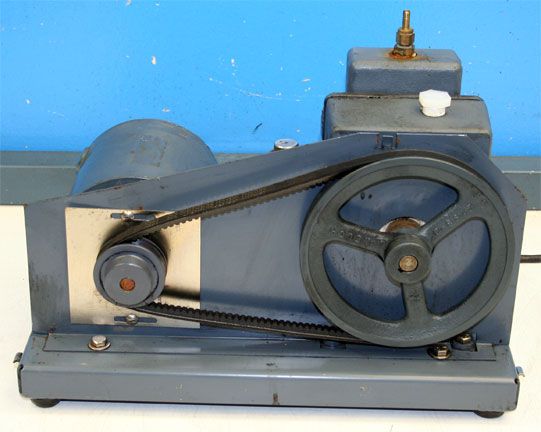 Welch 1400 Duo Seal Two Stage Vacuum Pump  