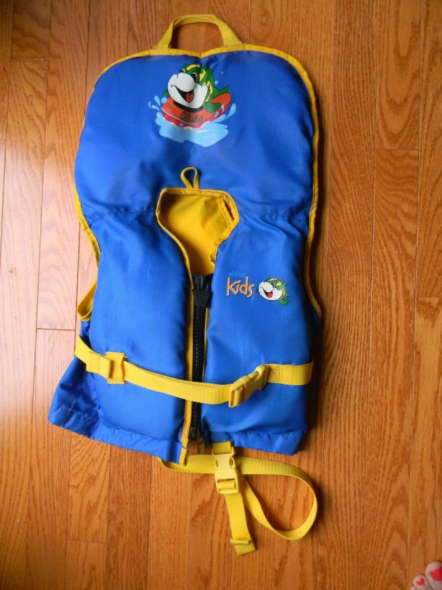   PERSONAL FLOTATION DEVICE 0 30 POUNDS US COAST GUARD APPROVED  